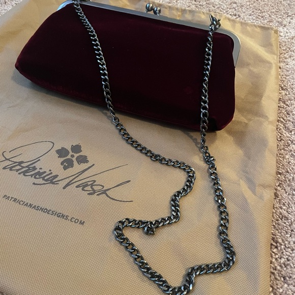 Patricia Nash Bordeaux Velvet Kiss Lock Clutch/Shoulder Bag - Picture 4 of 12